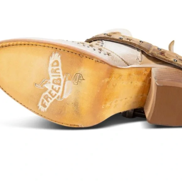 NWT Freebird White and Tan Western Ankle Boots - Picture 8 of 8